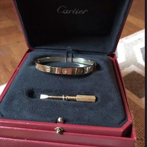 Auth. Cartier 18k Yellow Gold Love Bracelet Sz 18